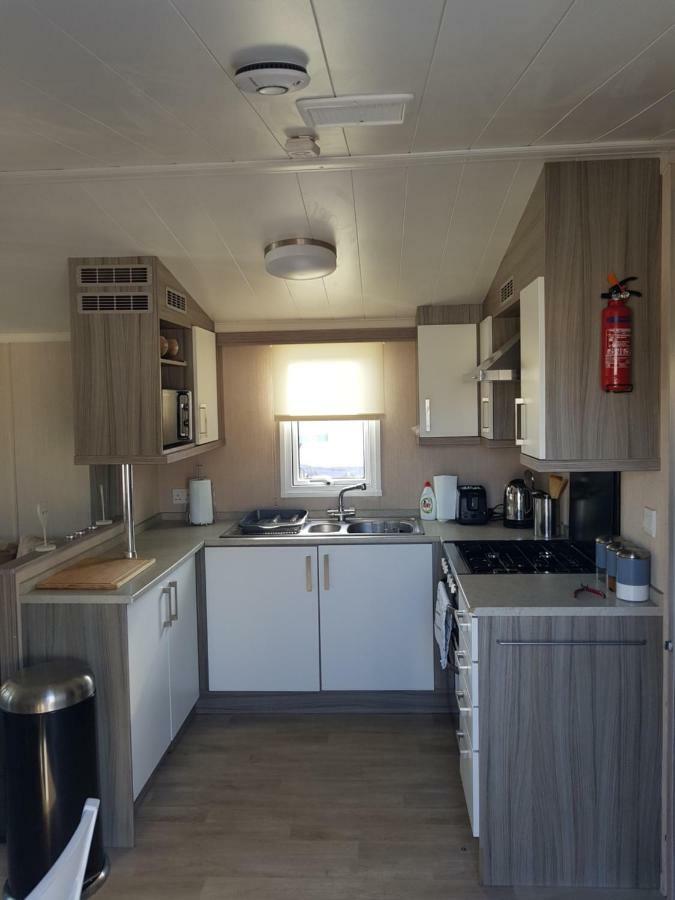 3 Bedroom Caravan With Hot Tub Tattershall Lakes מראה חיצוני תמונה