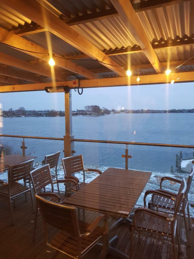 3 Bedroom Caravan With Hot Tub Tattershall Lakes מראה חיצוני תמונה